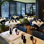 Square Hotel 5*