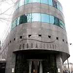 Square 5* Paris