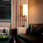 Square 5* Paris
