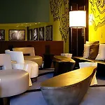 Square Hotel 5*