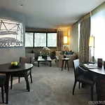 Square Hotel 5*