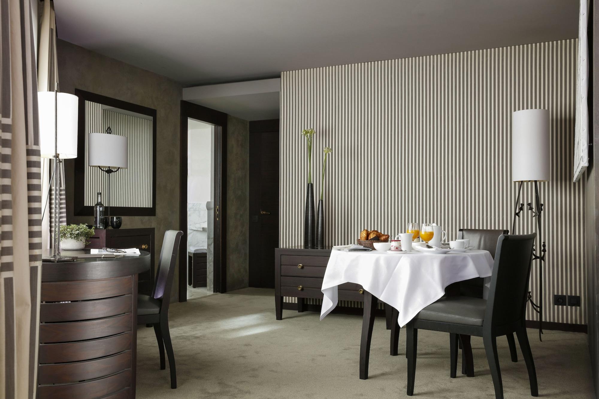Hotel Square Parigi
