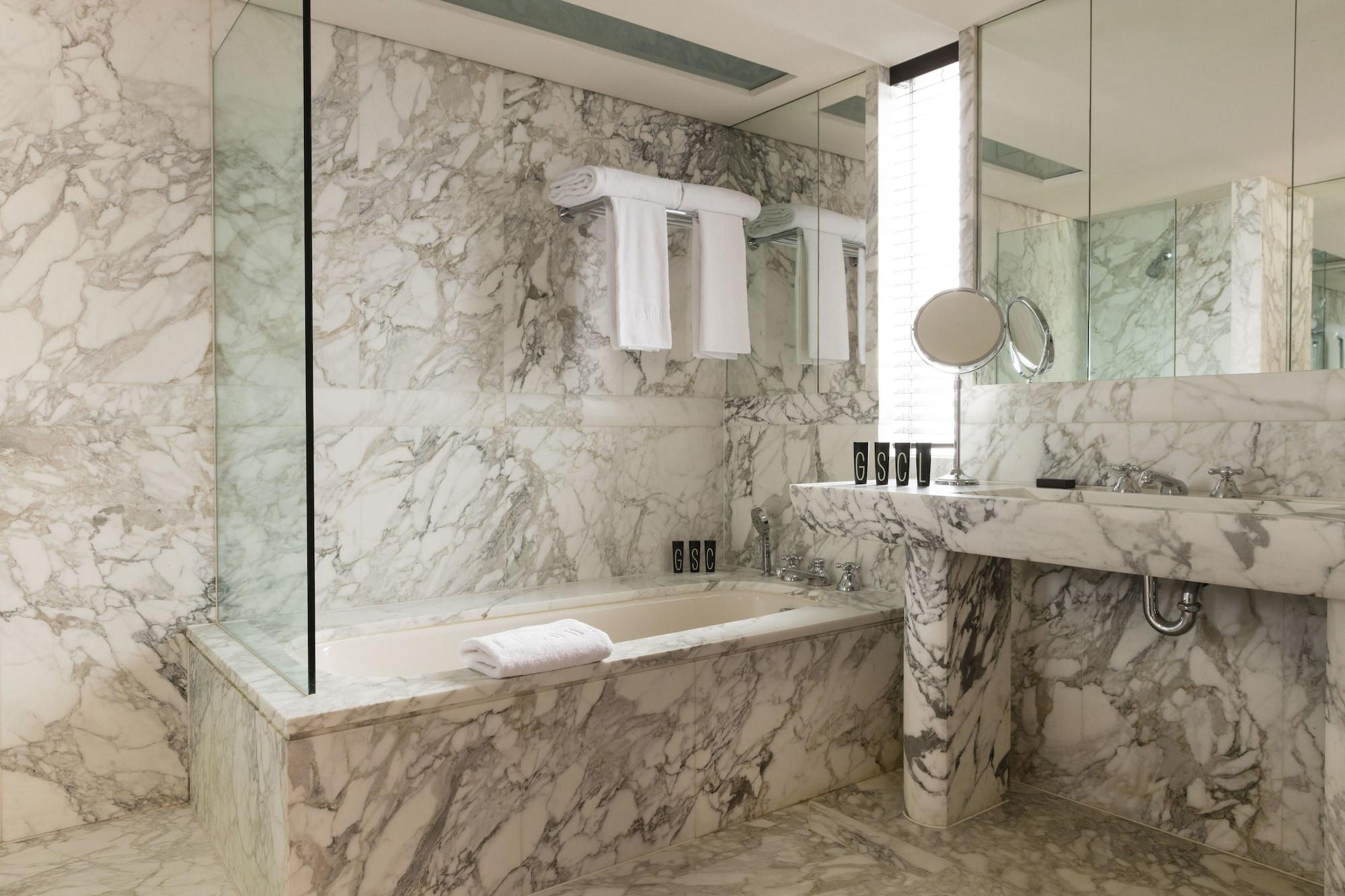 Square 5* Parigi