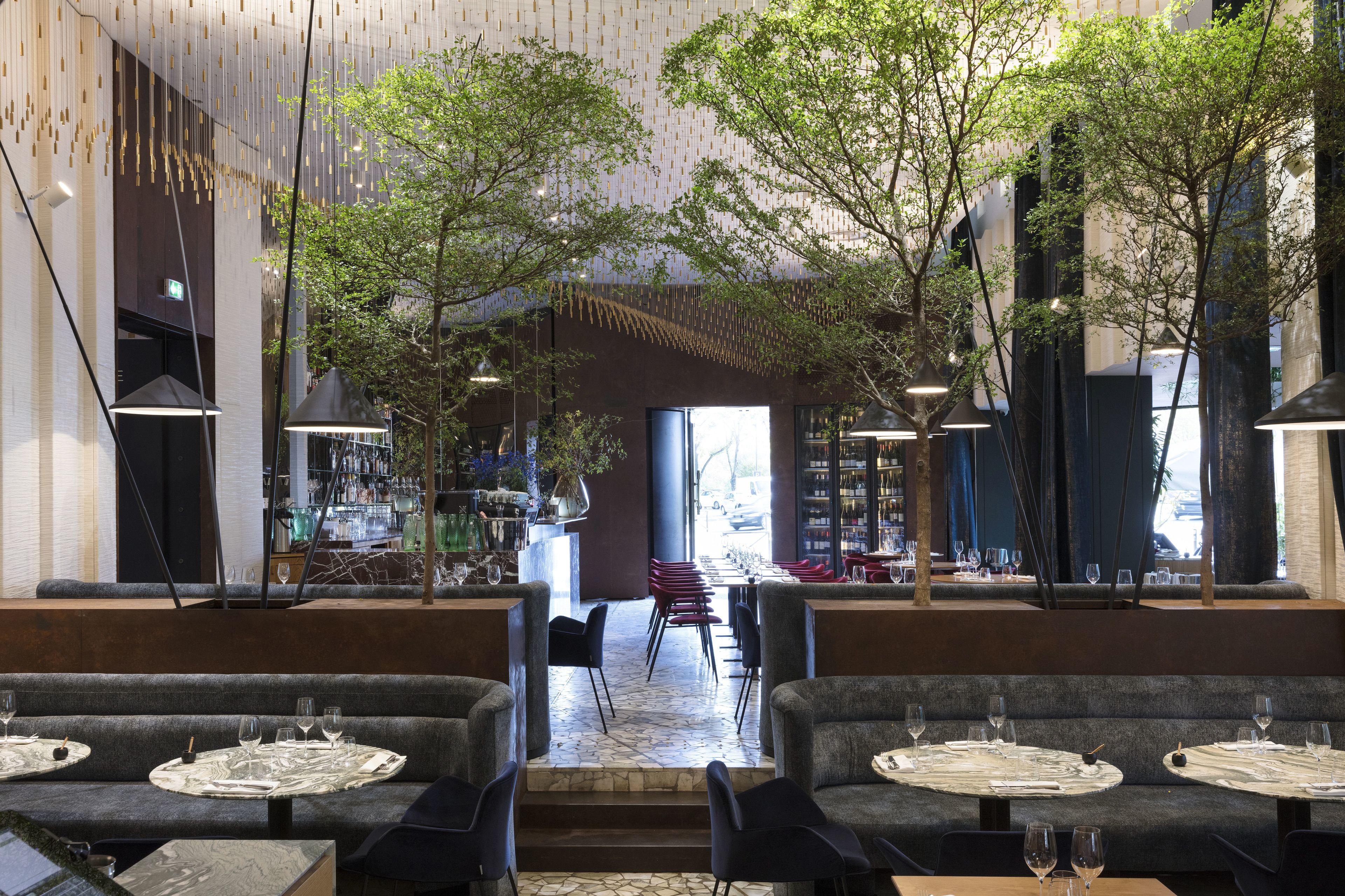 Square Hotel